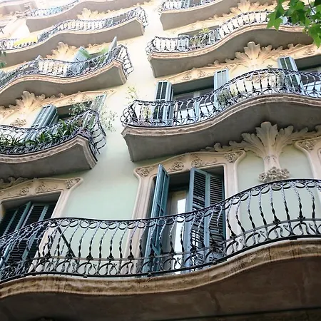 The Conica Deluxe 4* Barcellona