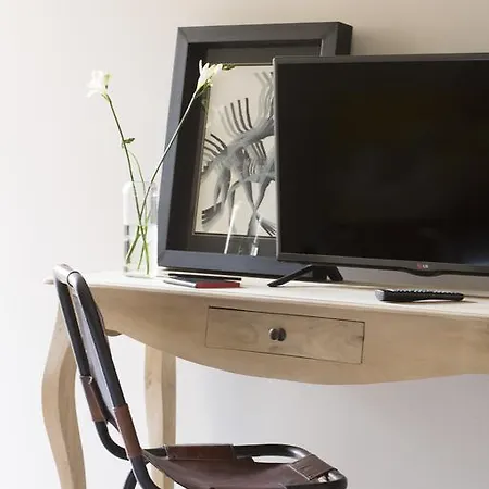 The Conica Deluxe 2* Барселона